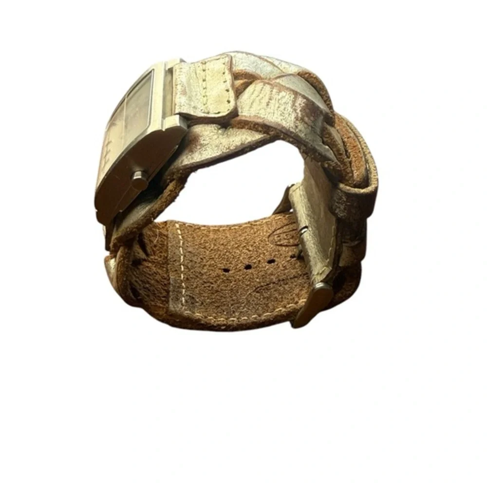 Fossil vintage 90s